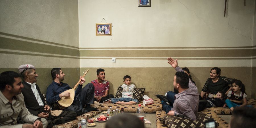 image - Yézidis, Soleil invaincu · Récits et chants kurdes