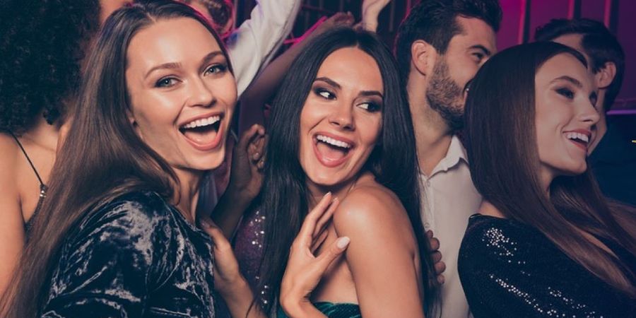 image - FLASHDANCE ~ SAMEDI 21.02 | GRANDE SOIREE RENCONTRES XXL | MADAME MOUSTACHE BXL x COEUR A CŒUR