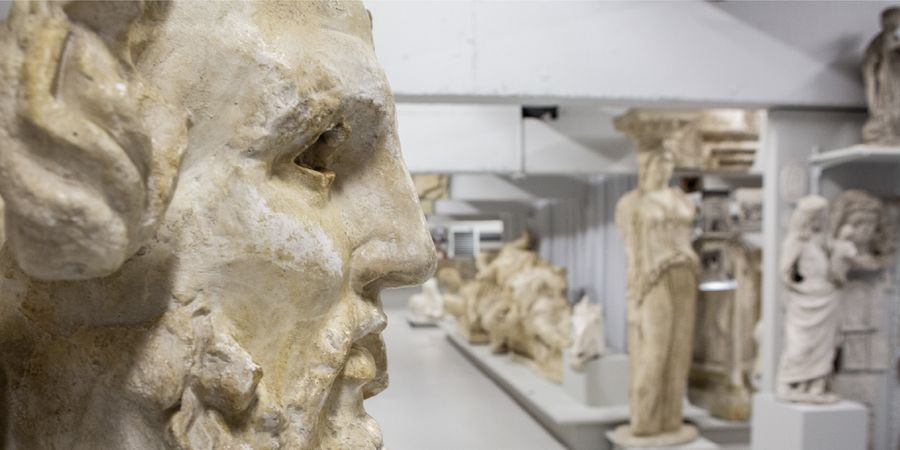 image - La Galerie des moulages de lʼUCLouvain - visite guidée