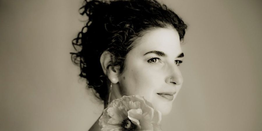 image - Barbara Wiernik « Between Whispers » - Release