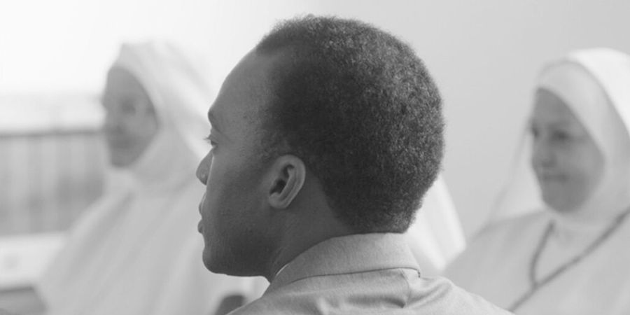 image - Hors d'oeuvre #7 Getrouwe verslagen uit de vorige eeuw in het ziekenhuis Blida-Joinville, toen Dr. Frantz Fanon hoofd was van de vijfde afdeling tussen 1953 en 1956