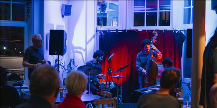 image - Café Magritte: Kristien Sacré & jam met Jetse Academie