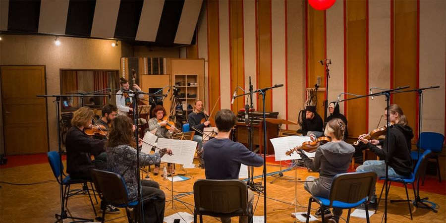 image - Violins Jazz Band