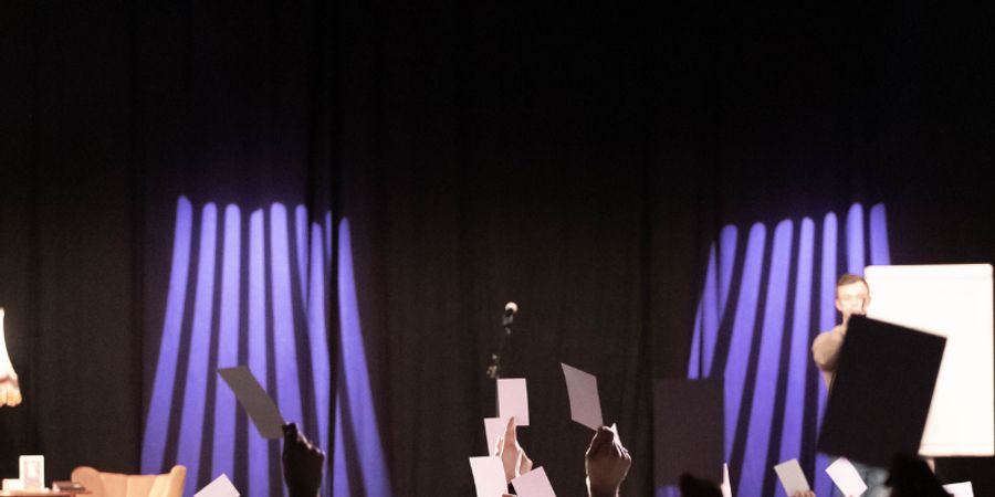 image - Dichter Dran!