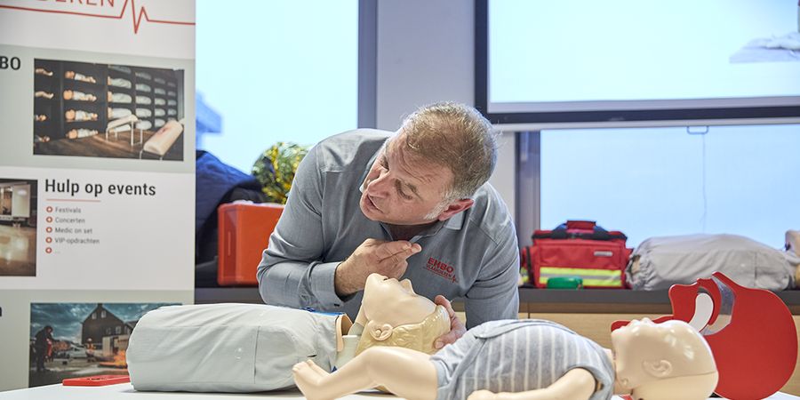 image - Premiers secours pour bébés et jeunes enfants