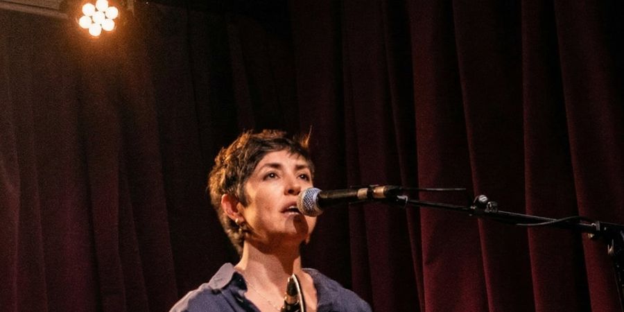 image - Ana Vaga- Cantautor Mexico, guitar: Luca Isolani