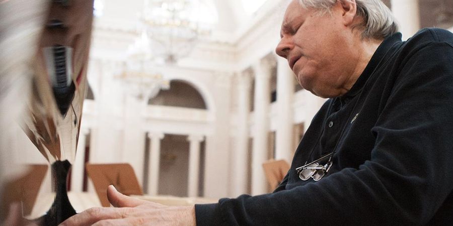 image - Grigory Sokolov