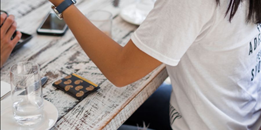 image - Arabische Conversatietafel