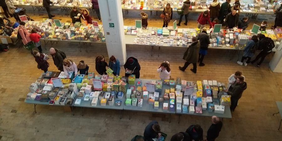 image - Uitgesteld - Lannoo’s Boekenmarkt Kortrijk