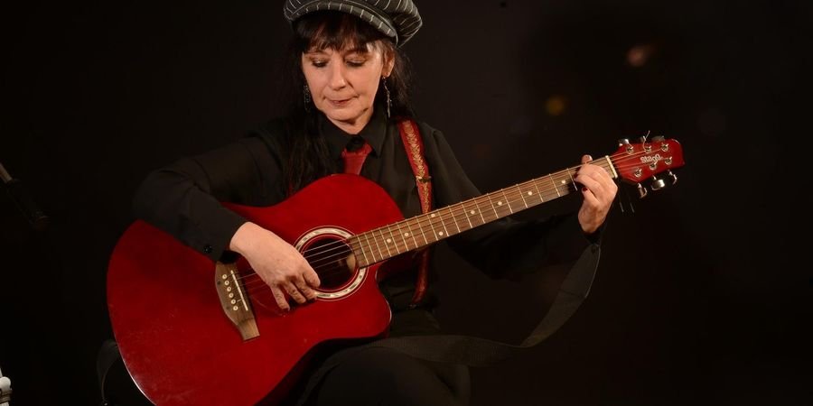 image - Brigitte Piret chanson fête de la Musique de Waterloo 2020 en ligne