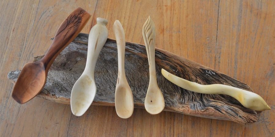 image - Stage créatif: création de cuillères à partir de bois brut avec outils manuels 