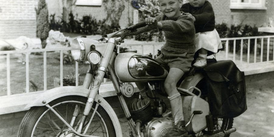 image - Un siècle de Gillet - Autoworld rassemble 80 motos Gillet 