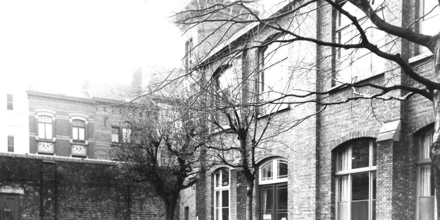 image - LEZING : De Gentse stadsscholen van Charles Van Rysselberghe (1880-1915)
