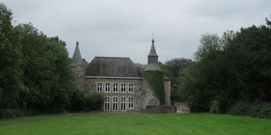 image - Château de Colonster - Réserve naturelle - Moulin de Colonster- Ravel - Sainval - Allée des Erables 