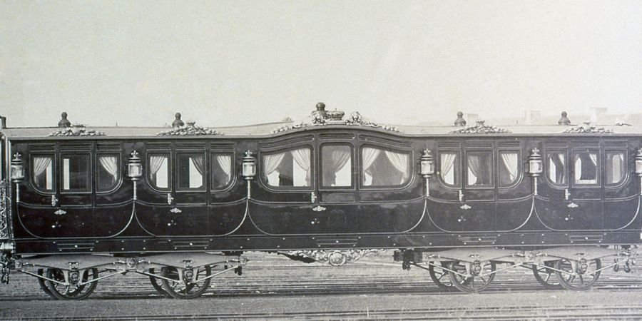 image - Majesté voici vos trains?! Le matériel de la Cour de 1836 à 1938