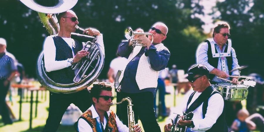 image - DIMANCHE EN MUSIQUE - THE RIVER’S BOAT BAND