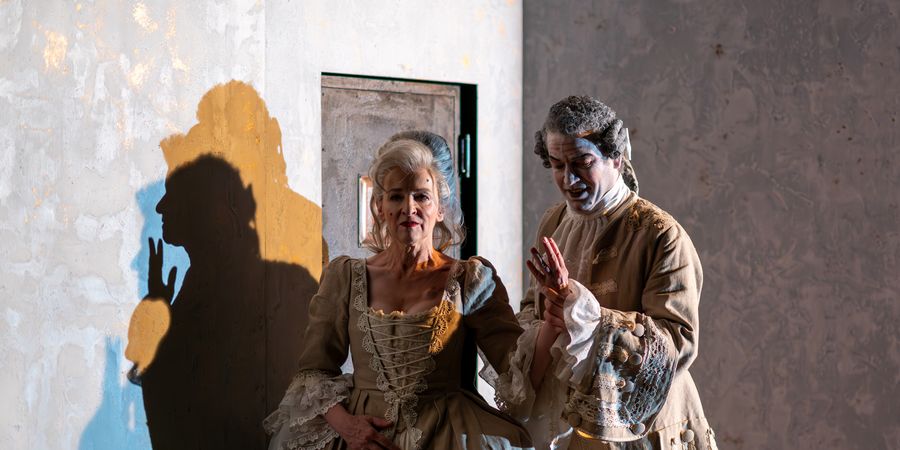 image - le barbier de séville | Pierre-Augustin CARON de BEAUMARCHAIS | Anne SCHWALLER