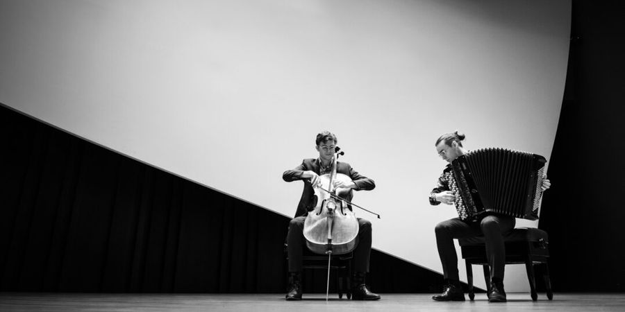 image - Duo Kiasma